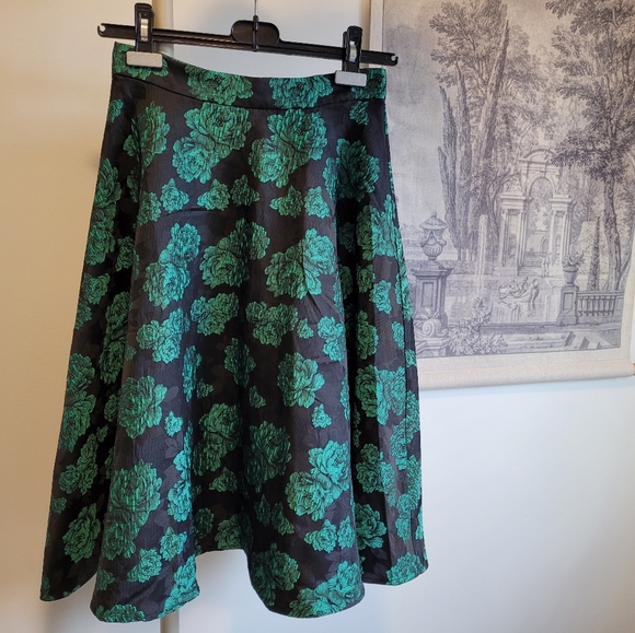 Floral midi skirt - Picture 2 of 6